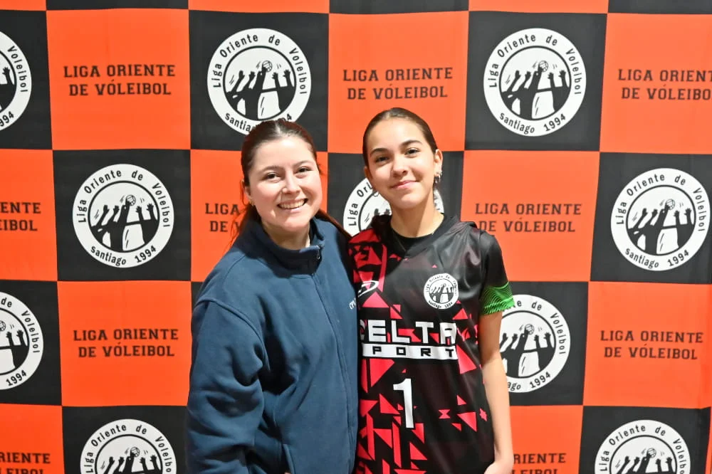 Selección Mini de Vóleibol logra un histórico segundo lugar en la Liga Oriente