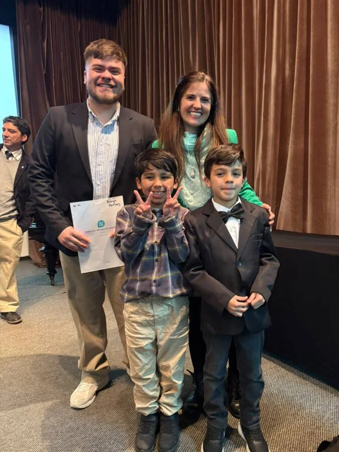 Destacada participación en ESU Duologue Competition