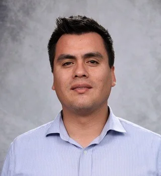 Alejandro  Inostroza B. 