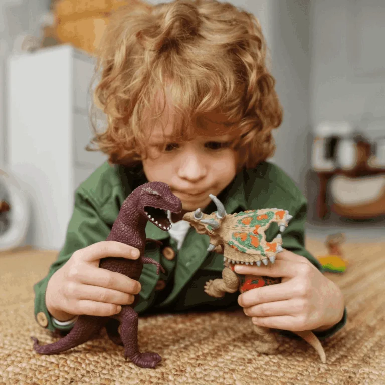 Jurassic Kids: Small Paleontologists
